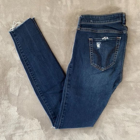 Hollister Jeans - Picture 3 of 6